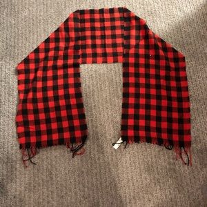 J. Crew Accessories - New with tags! JCrew Classic Plaid Scarf. J. Crew Accessories - New with tags! JCrew Classic Plaid Scarf.